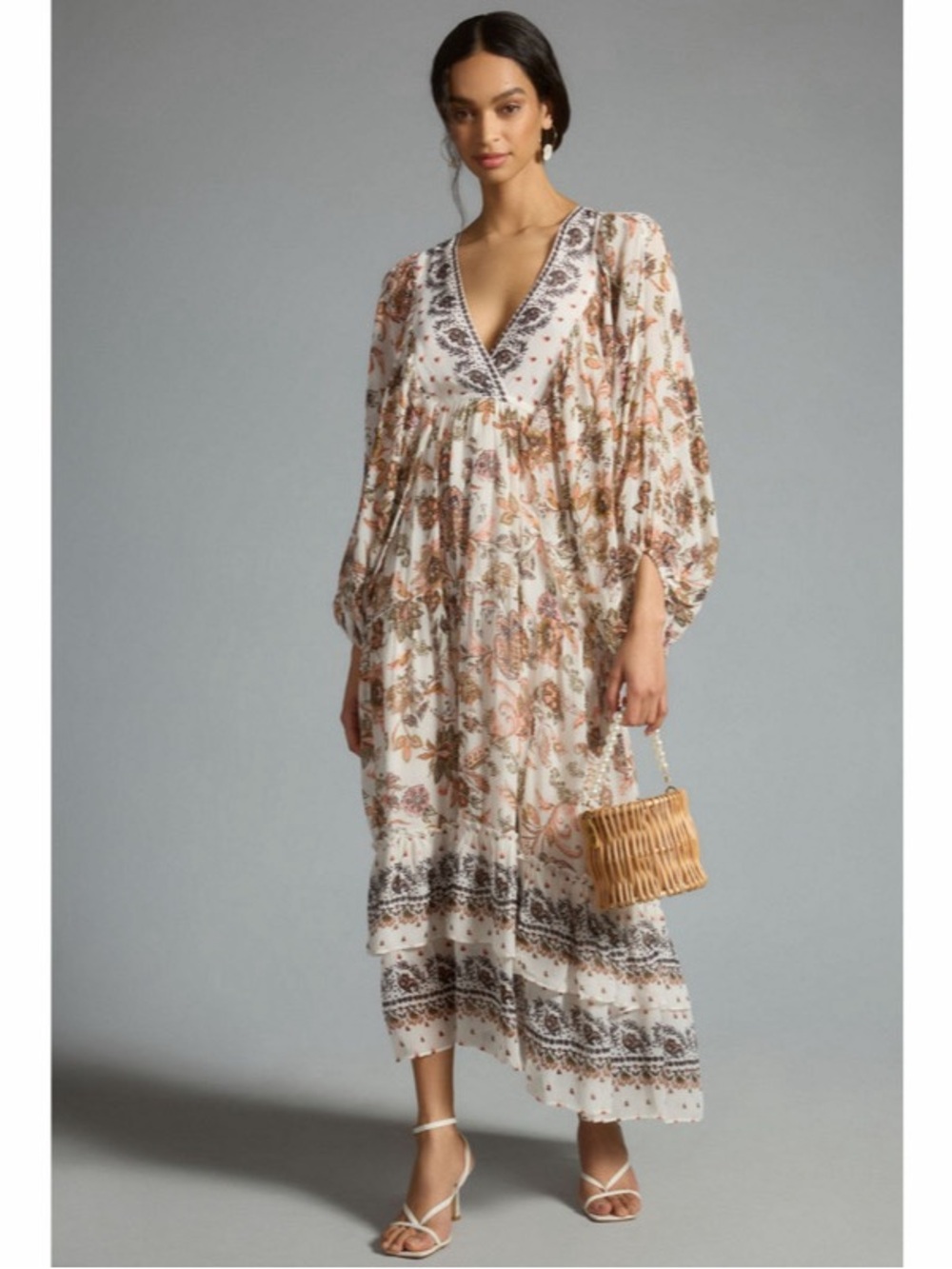 Anthropologie V-Neck Long-Sleeve
Maxi Dress. NWT! Size: XS